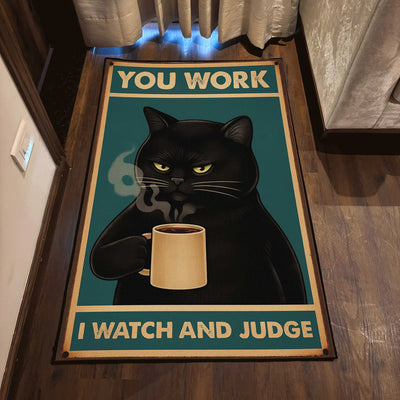 CAT WORKING HALI